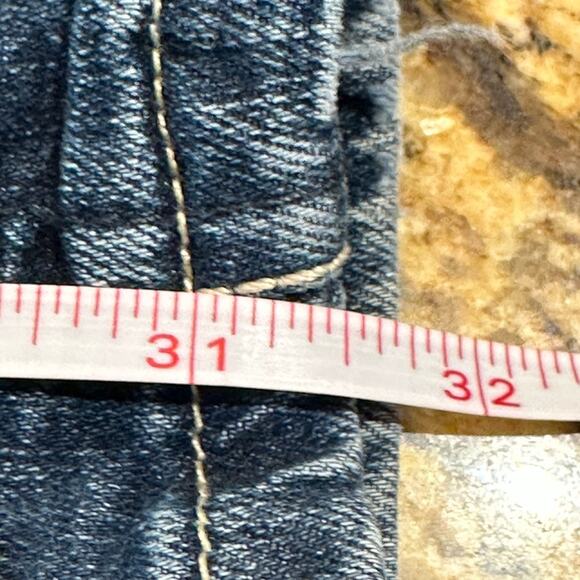 Wrangler Women's Size -7/8  31 x 31.5 Western Bootcut Jeans with W Pockets - Picture 4 of 6